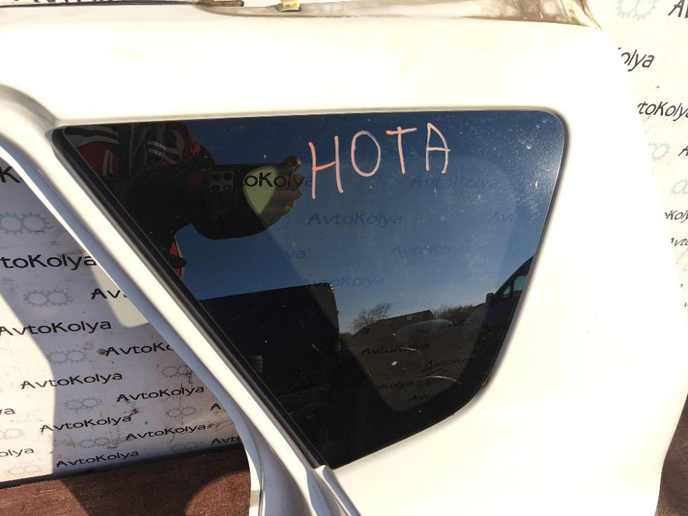 Стекло в кузов заднее левое Nissan Note E11 2005-2012 Ковель - изображение 1