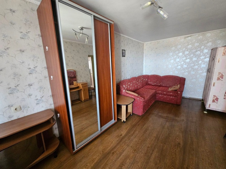 Свободна 1-к Солнечный техника мебель МПО, лоджия Днепр - изображение 1