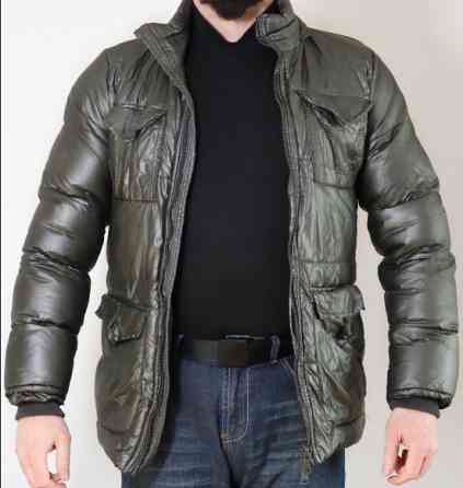 Продам теплий та легкий чоловічий пуховик у відмінному стані Продам чоловічий пуховик Вышгород