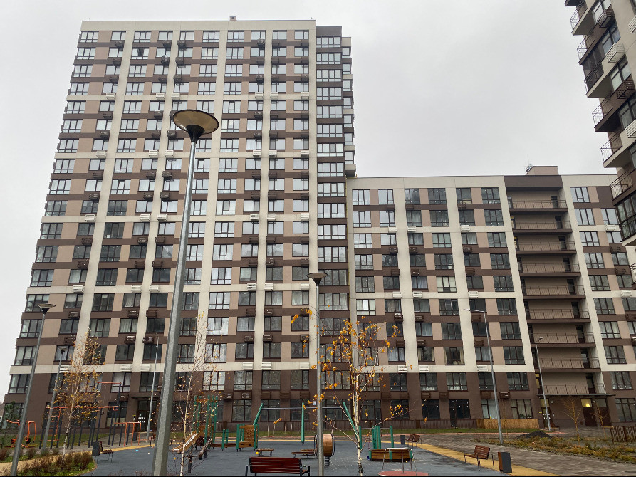 Продам квартиру з терасою 25 м² у ЖК «Варшавський 2» — ваш особистий простір для життя та відпочинку Киев - изображение 1