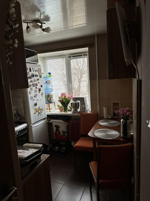 Продам. 2-к.кв. 2/5, вул. Січових Стрільців Дніпро - зображення 1