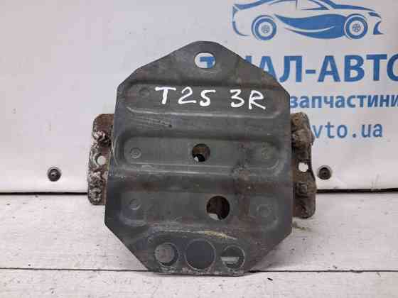 Кронштейн усилителя заднего бампера Toyota Avensis T25 2.2 DIESEL 2ADFTV 2002 прав. (б/у) Киев