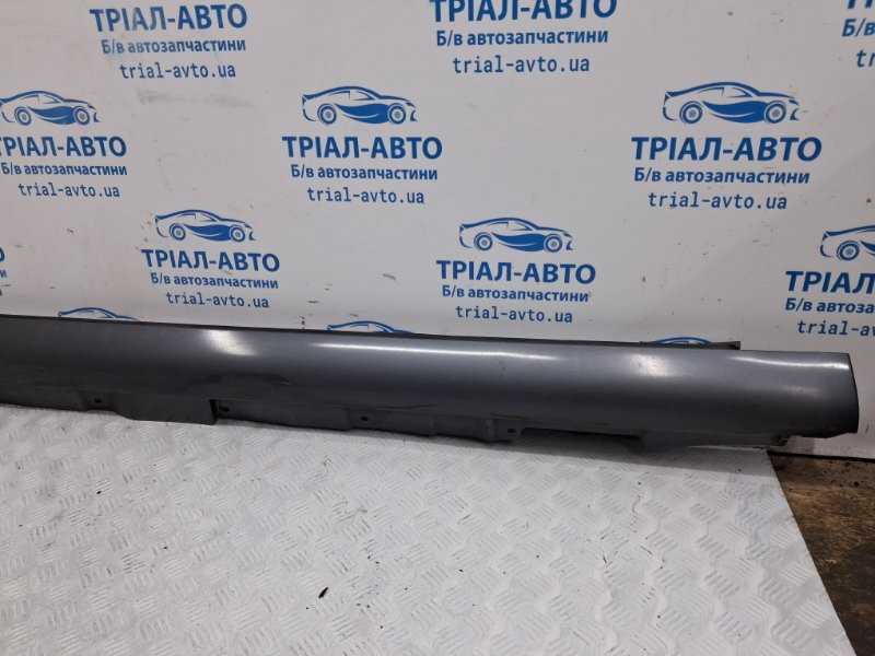 Накладка порога внешняя левая Toyota Avensis T25 2.2 DIESEL 2ADFTV 2002 (б/у) Київ - зображення 2