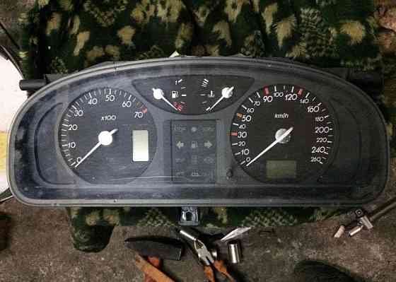 Б/у щиток приборов Renault Laguna 2, 8200170299, АКПП, Кропивницкий