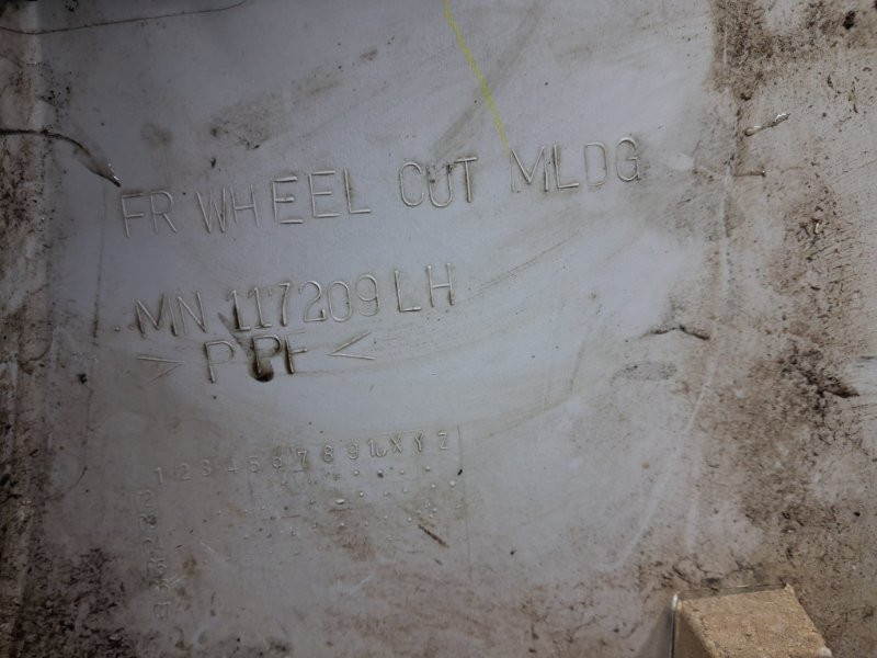 Накладка крыла Mitsubishi Pajero Wagon 1999-2006 MN117209 (Арт. 68520) Київ - зображення 7