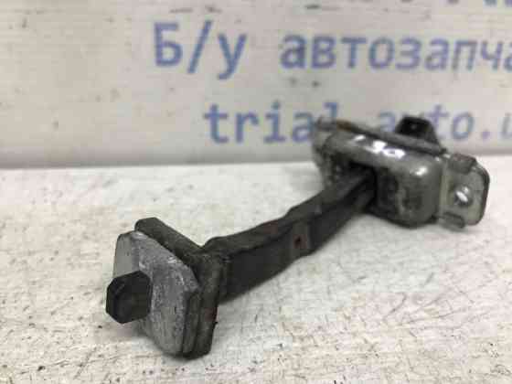 Ограничитель двери задний левый Hyundai I30 FD 1.6 2007 (б/у) Київ