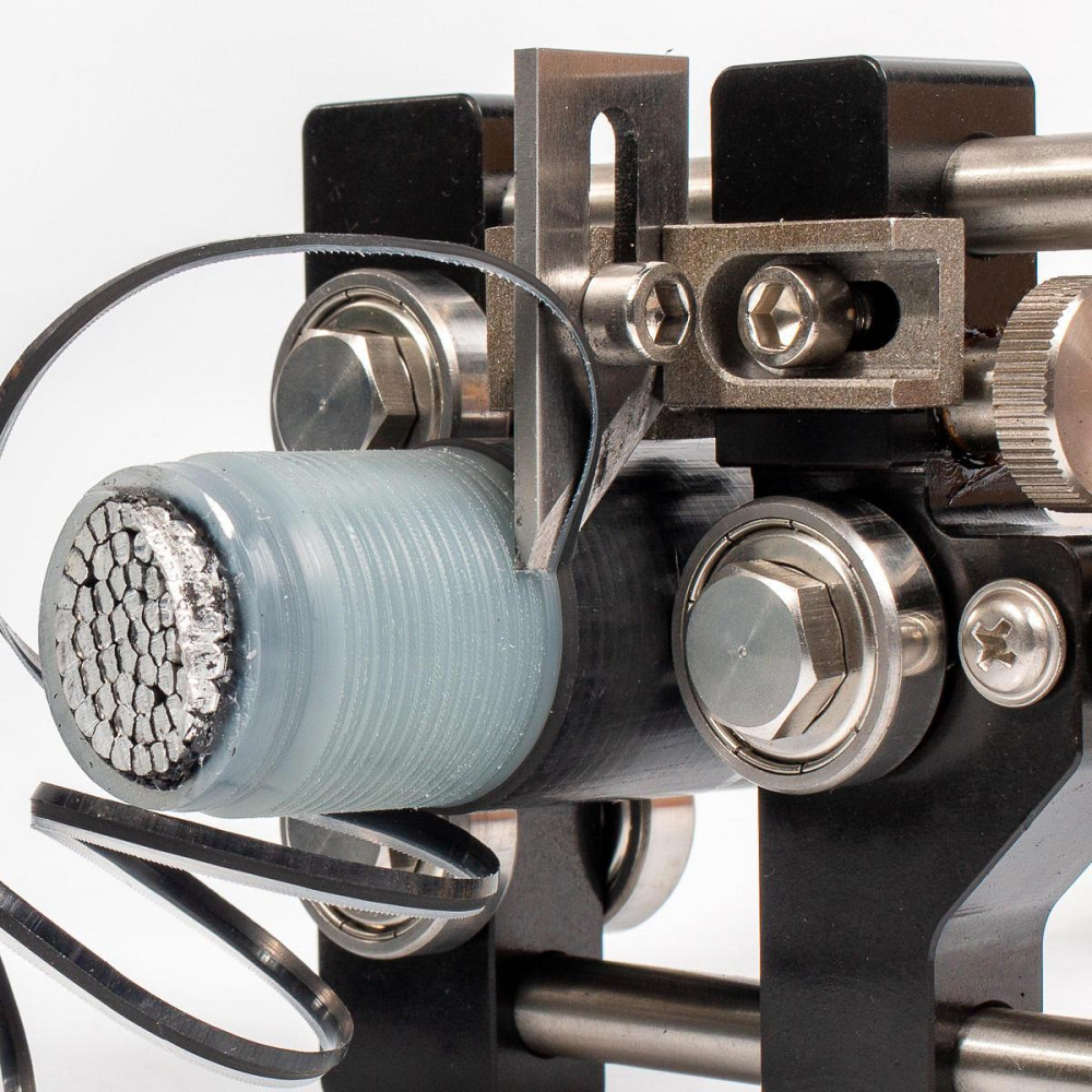 Инструмент для снятия изоляции кабелей из сшитого полиэтилена и полупроводникового экрана ø22-45мм   Харків - зображення 5