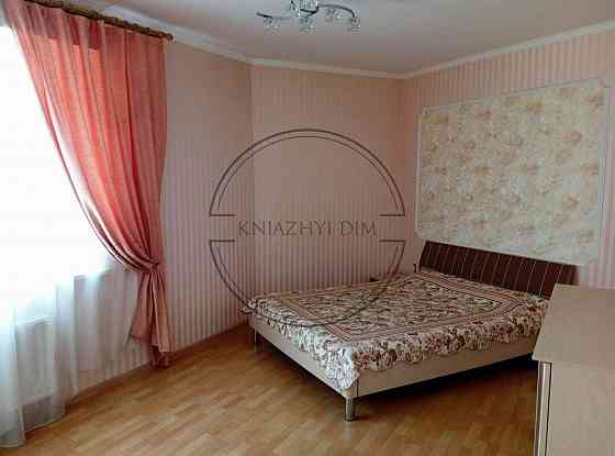 Оренда 2-кімнатної роздільної квартири в центрі Бучі. № 11200758 Киев