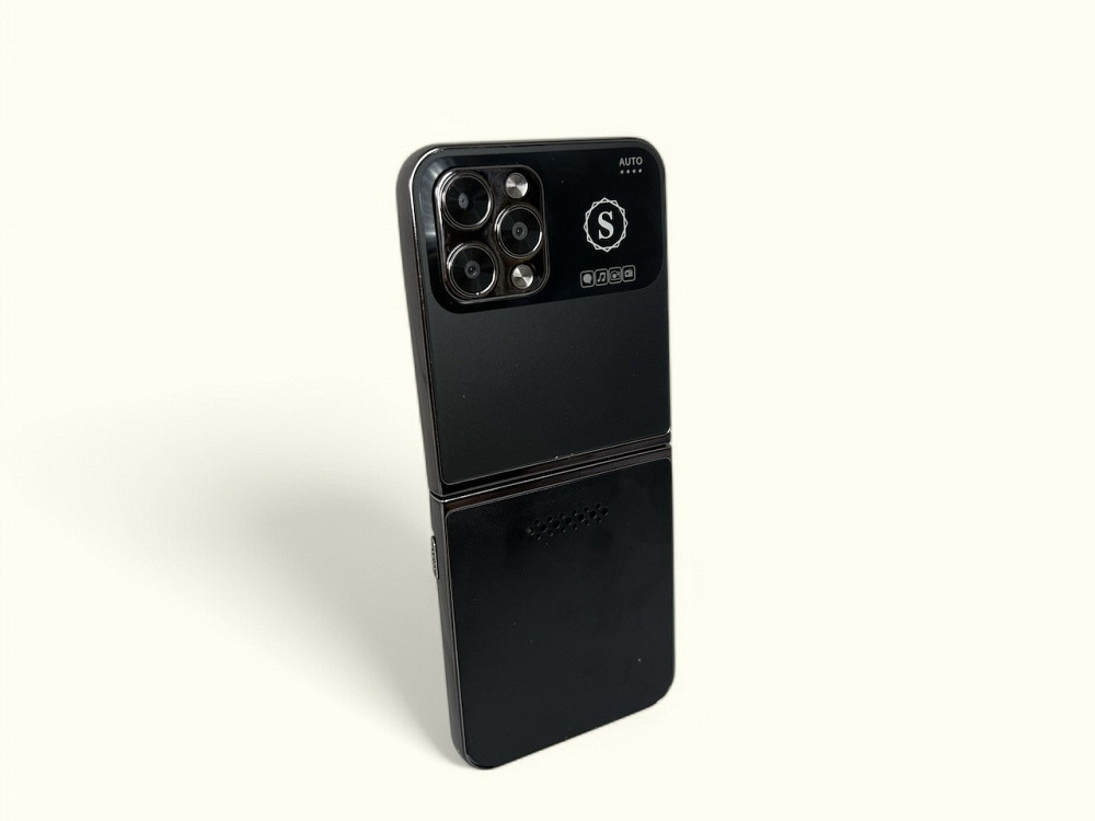 Кнопочный мобильный телефон раскладушка AIEK I15 Max на 4 сим карты Black Киев - изображение 4