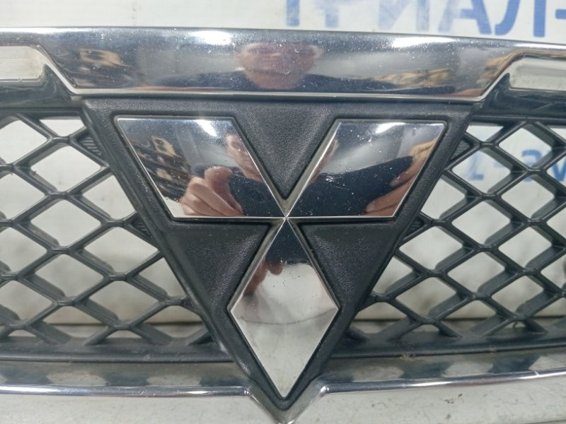 Решетка радиатора Mitsubishi Lancer 10 1.5 БЕНЗИН 4A91 2007 (б/у) Киев - изображение 4