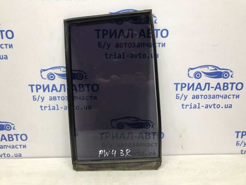 Стекло двери задней правой (форточка) Mitsubishi Pajero Wagon 4 3.2 ДИЗЕЛЬ 4M41 2006 (б/у) Київ - зображення 1