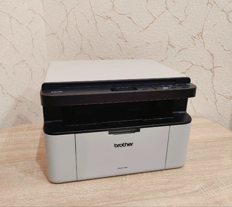 Лазерний БФП з Wi-Fi Brother DCP 1610WE + USB, мережевий кабелі Роздільна - зображення 2