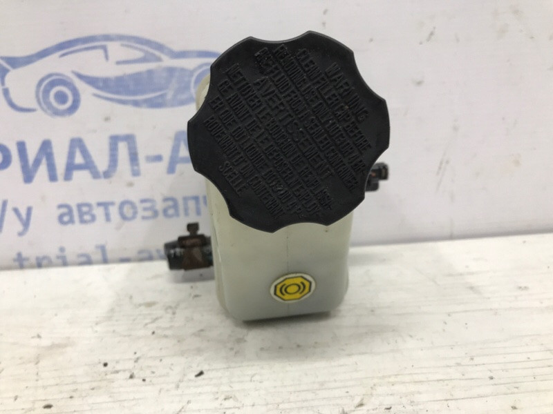 Бачок главного тормозного цилиндра Kia Ceed ED 1.6 DIESEL D4FB 2006 (б/у) Київ - зображення 3