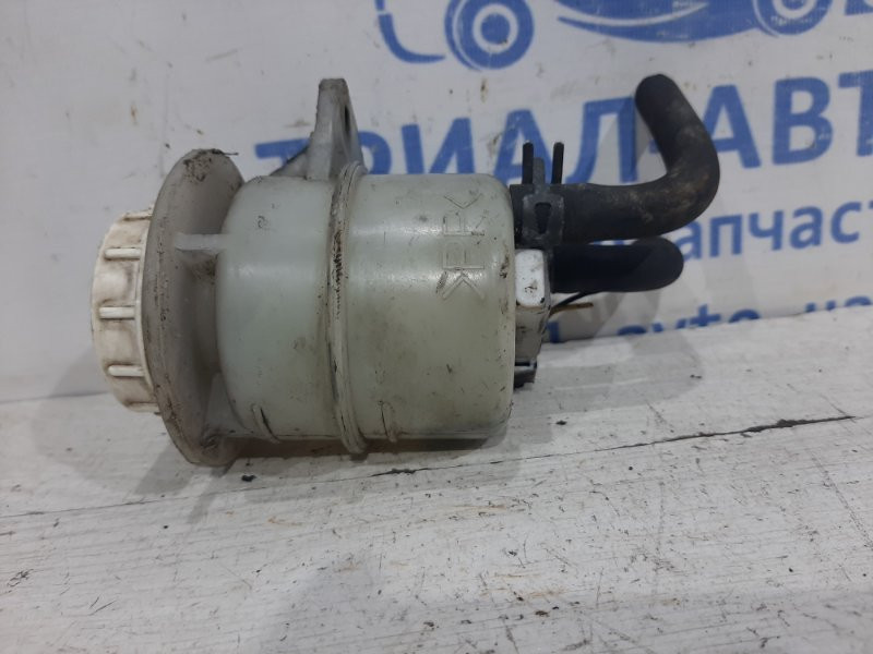 Бачок главного тормозного цилиндра Mitsubishi Outlander CU 2.4 БЕНЗИН 4G69 2003 (б/у) Київ - зображення 3