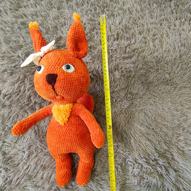 Іграшка Білка Білочка м'яка вязана 50 см ручна робота Нововолинськ - зображення 3