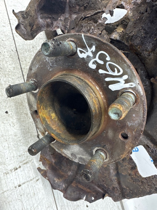 Цапфа задняя правая со ступицей Mazda 6 GH 2.5 БЕНЗИН L5-VE 2007 (б/у) Київ - зображення 5