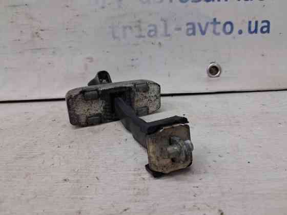 Ограничитель двери задний левый Toyota Prado J120 4.0 1GR-FE 2002 (б/у) Киев