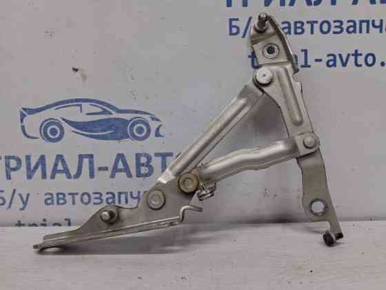 Петля крышки багажника правая Mazda 3 BK 1.6 БЕНЗИН Z6 2003 (б/у) Киев
