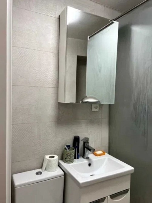 Продам. 1-кімнатну квартиру-студію 41 м.кв. 6/6, Січеславська Набережна Днепр - изображение 2