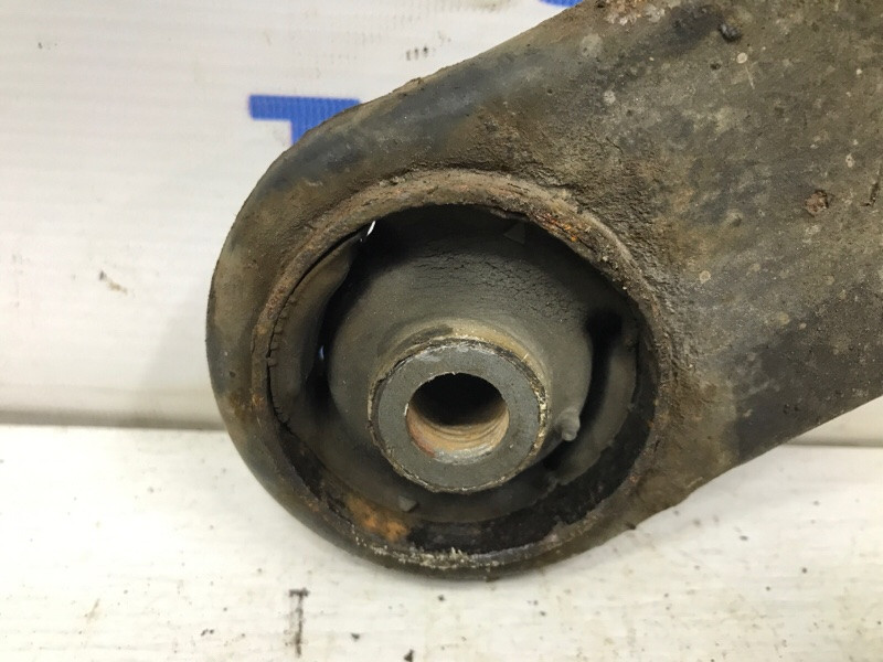 Рычаг правый Mitsubishi ASX GA 1.8 DIESEL 4N13 2010 (б/у) Київ - зображення 2