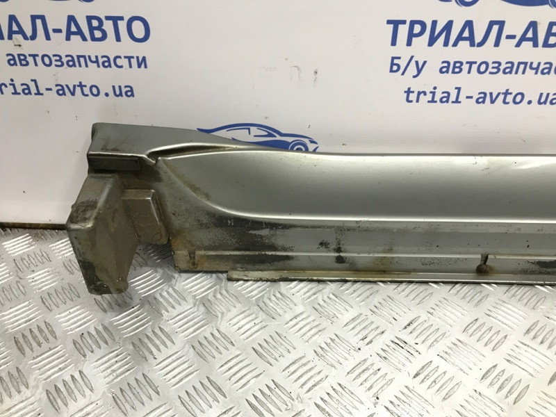 Накладка порога внешняя правая Mitsubishi Pajero Wagon 3 3.2 ДИЗЕЛЬ 4M41 1999 (б/у) Київ - зображення 4