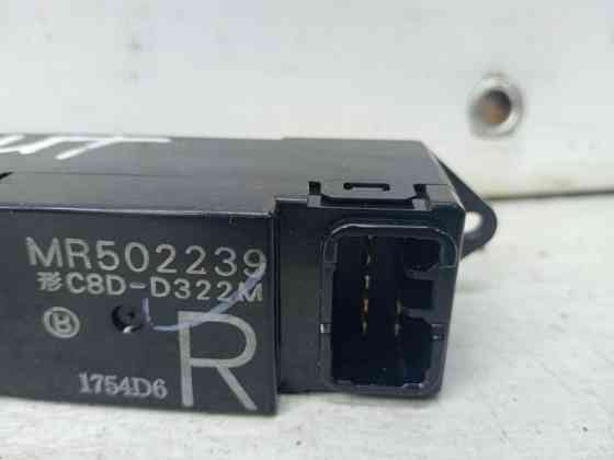 Кнопка стеклоподъемника Mitsubishi Outlander CU 2.4 БЕНЗИН 4G69 2003 (б/у) Київ