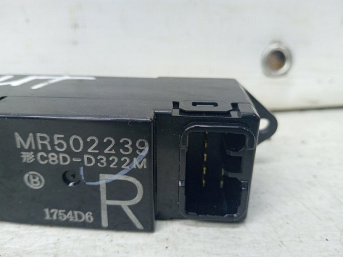 Кнопка стеклоподъемника Mitsubishi Outlander 2003-2006 MR502239 (Арт. 61320) Киев - изображение 4