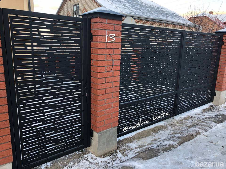 Ворота з декоративною вставкою у Долині Рахов - изображение 12