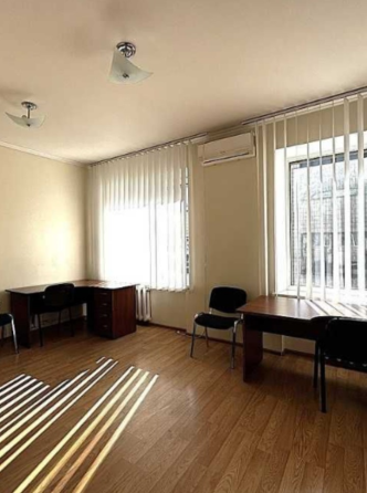 Березняки, вул Амвросія Бучми 5, офіс 22м Киев