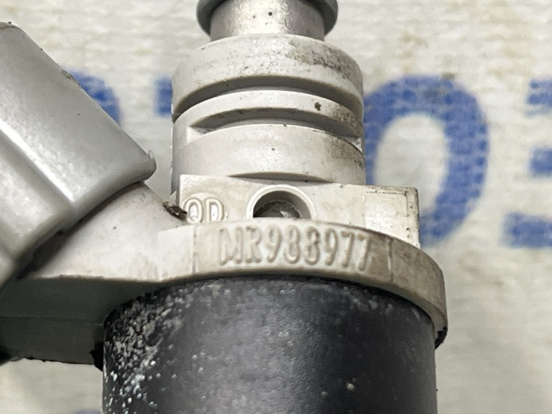 Форсунка топливная Mitsubishi Colt 2002-2012 MR988977 (Арт. 81656) Київ - зображення 3