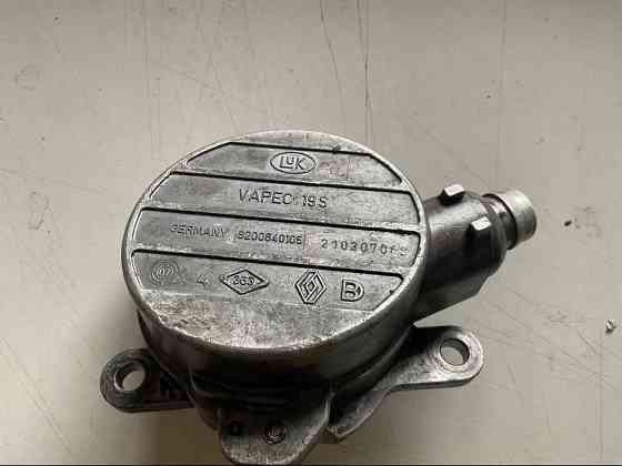 Бу вакуумный насос 2.2;2.5dci Renault 8200640105, 8200478188, 8200797164 Trafic Master Laguna Кропивницкий