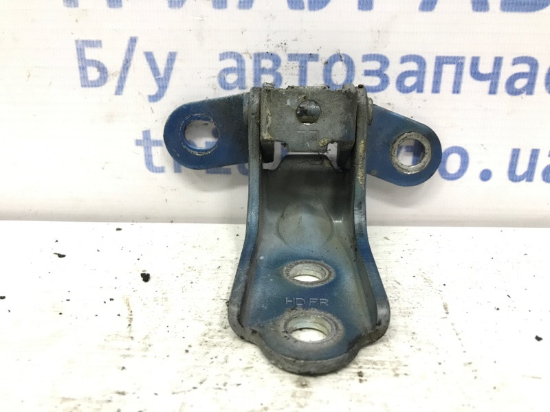 Петля двери передней правой Kia Sportage SL 1.7 DIESEL D4FD 2010 (б/у) Киев - изображение 1