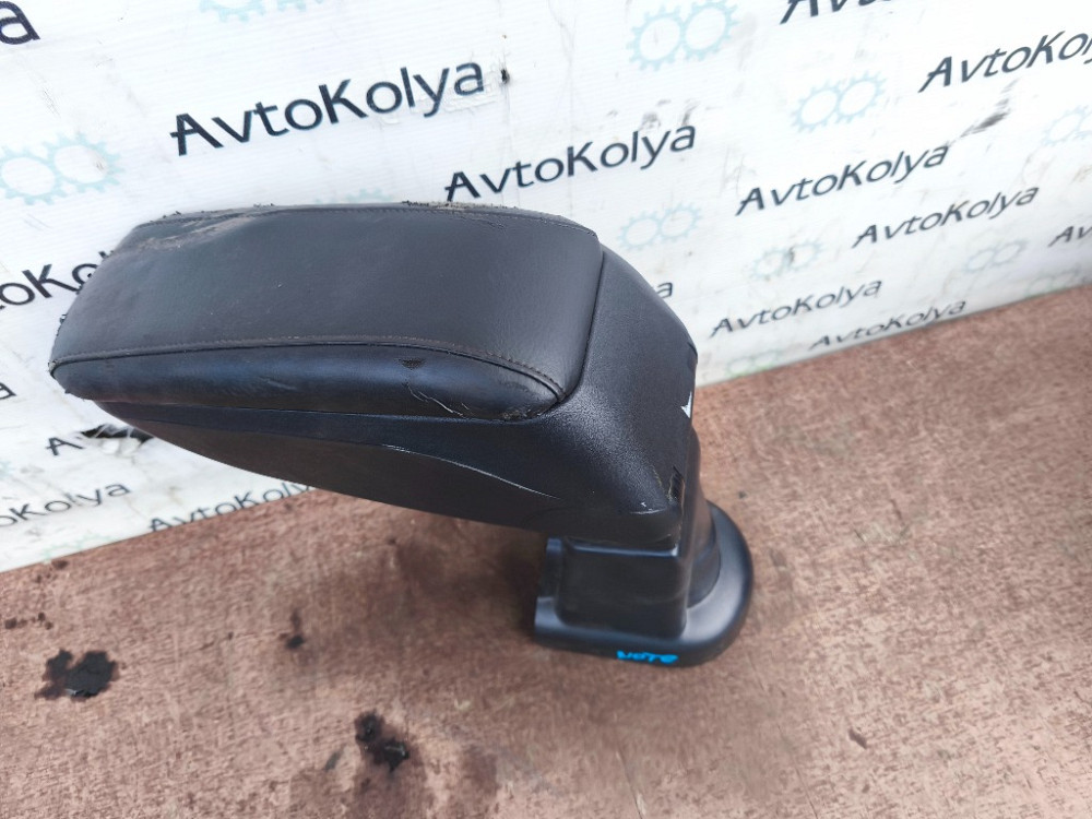 Подлокотник Nissan Note E11 2005-2012 Ковель - зображення 2