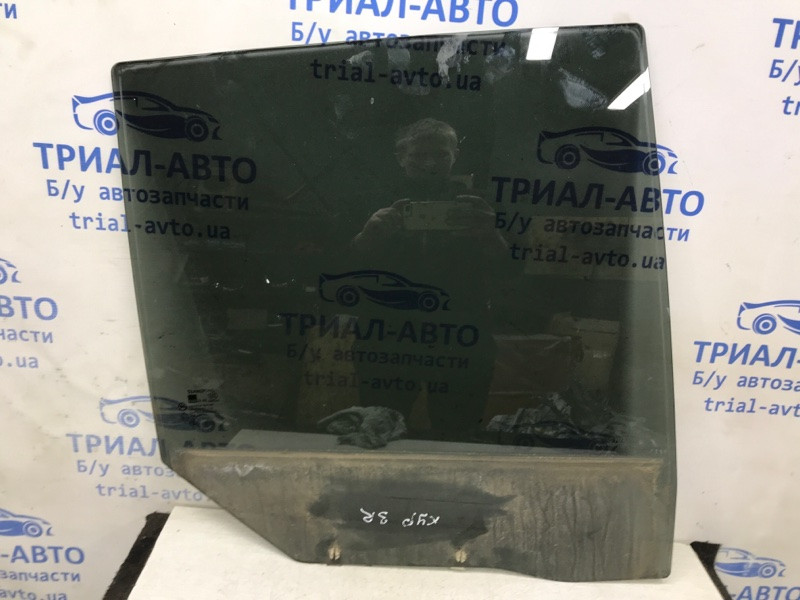 Стекло двери заднее правое SsangYong Kyron DJ 2.0 DIESEL D20DT 2005 (б/у) Київ - зображення 1