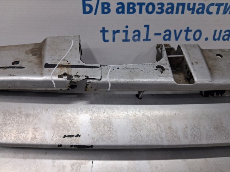 Решетка радиатора Mitsubishi Pajero Wagon 3 3.2 ДИЗЕЛЬ 4M41 1999 (б/у) Київ - зображення 5