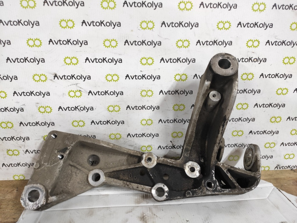 Кронштейн передней балки левый VW Golf V 2003-2009 (1K0199295E) Ковель - изображение 1