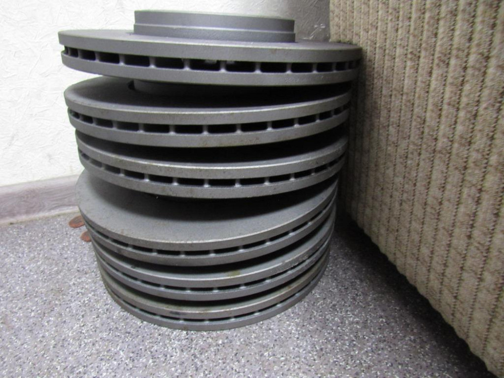 Новый тормозной диск передний Renault Trafic 2001-2013 Ковель - зображення 2