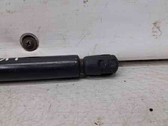 Амортизатор крышки багажника Mitsubishi Outlander CU 2.4 БЕНЗИН 4G69 2003 (б/у) Киев