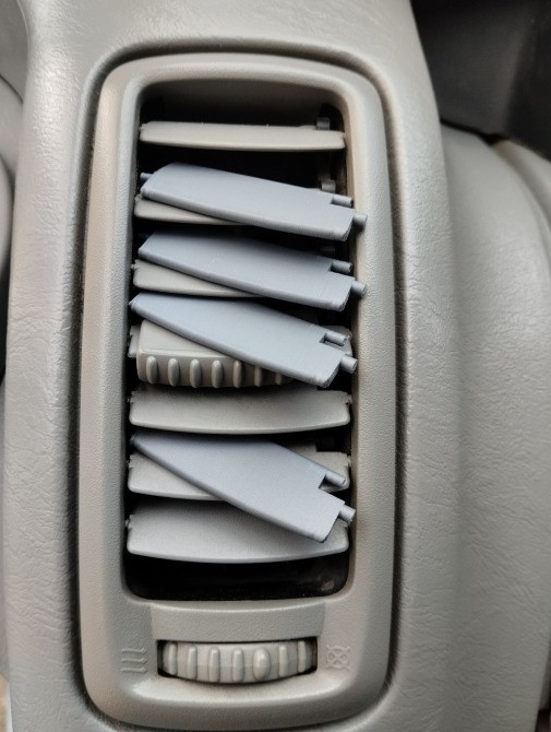 Дефлектор повітряний, жалюзі Renault Trafic 2, Opel Vivaro, Primastar Дніпро - зображення 3