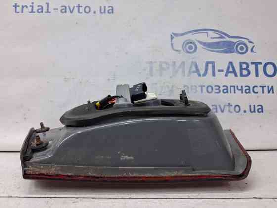Фонарь задний внутренний правый Hyundai Sonata NF 2.4 БЕНЗИН G4KC 2004 (б/у) Киев