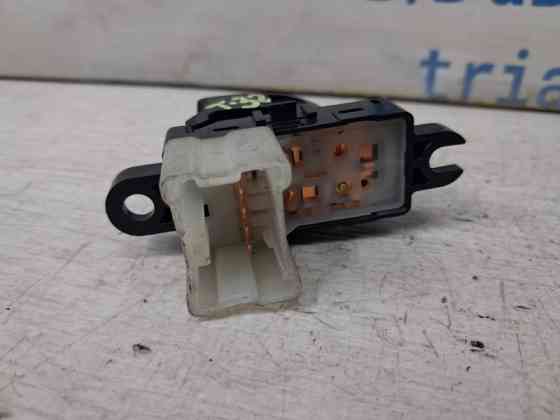 Кнопка стеклоподъемника Nissan X-Trail 2014-2021 254114CE0A (Арт. 84079) Київ