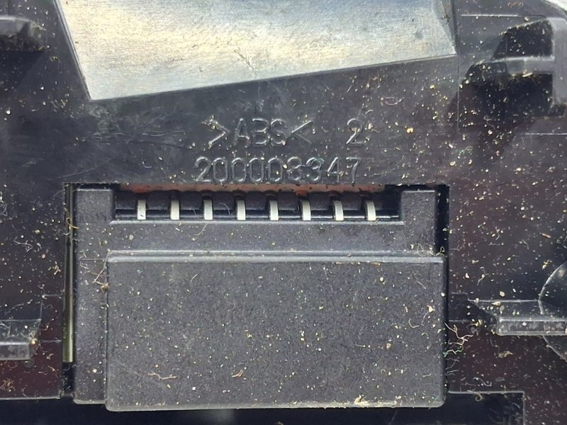 Кнопки руля SsangYong Korando C200 2.0 DIESEL D20DT 2010 (б/у) Киев - изображение 4