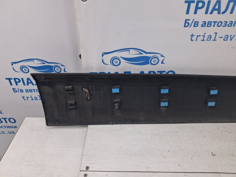 Накладка двери Jeep Cherokee KL 2.4 БЕНЗИН ED6 2013 перед. лев. (б/у) Київ - зображення 6