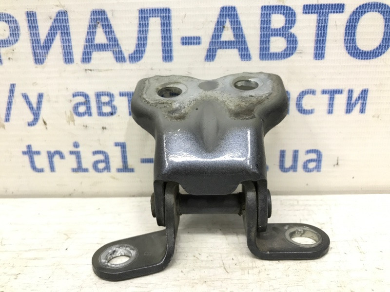 Петля двери передней правой нижняя Toyota Avensis 2002-2010 687300D010 (Арт. 31291) Киев - изображение 1