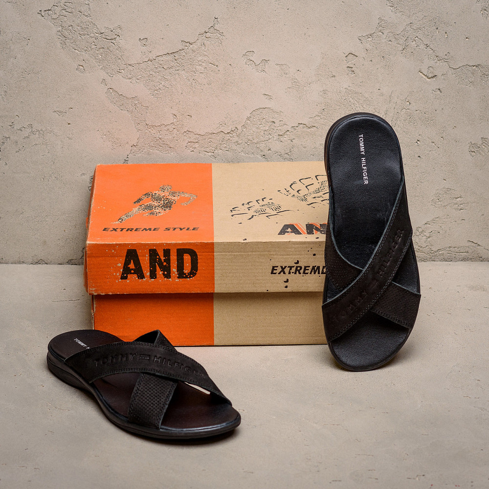 Мужские кожаные  летние шлепанцы-сланцы Tommy Hilfiger Black Київ - зображення 9