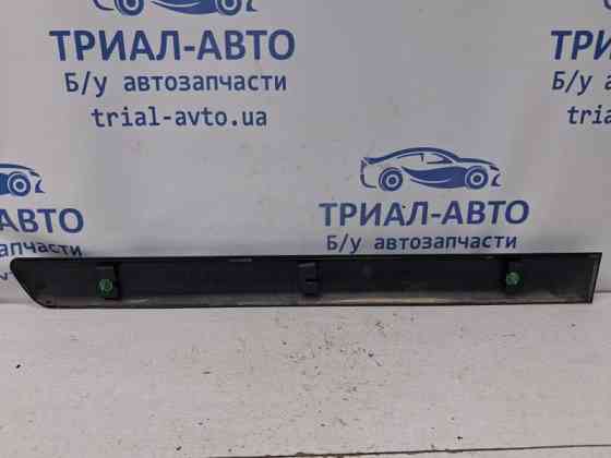 Накладка двери Mitsubishi Pajero Sport K9 2.5 DIESEL 4D56 1996 задн. лев. (б/у) Киев