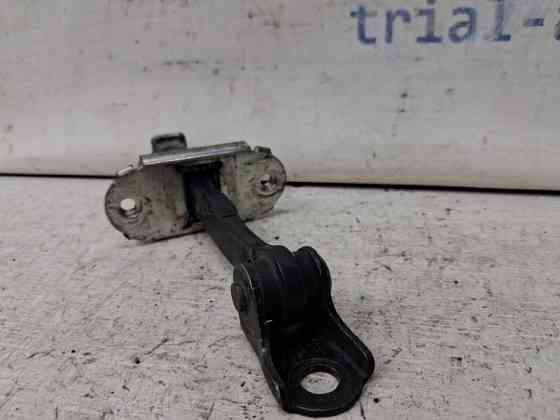 Ограничитель двери передний правый Nissan Qashqai 2006-2013 80430JD000 (Арт. 64502) Киев