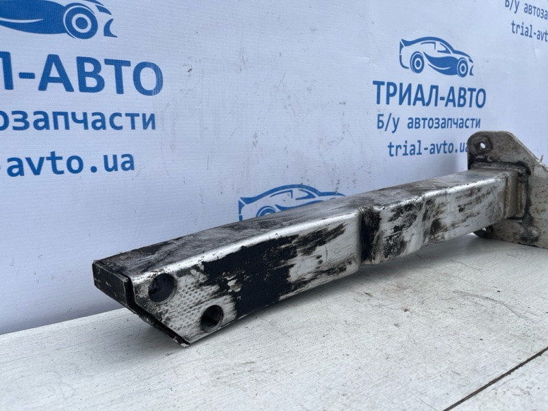 Кронштейн усилителя переднего бампера Jeep Cherokee KL 2.4 БЕНЗИН ED6 2013 прав. (б/у) Киев - изображение 2