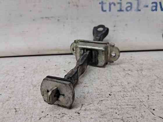 Ограничитель двери задний правый Nissan Navara 2004-2015 824304X30A (Арт. 64504) Киев