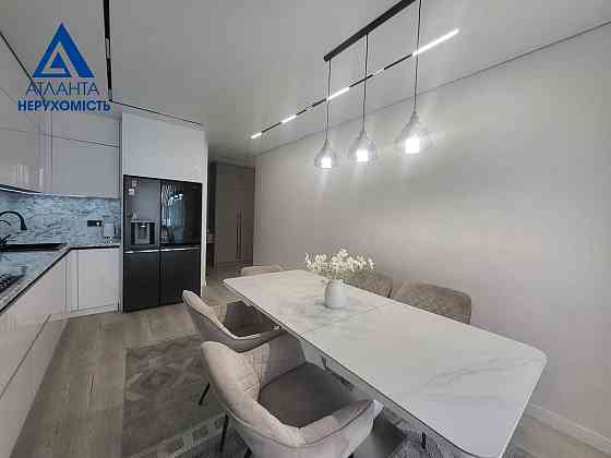 продажа 3-к квартира Луцк, Струмовка, 105000 $ 